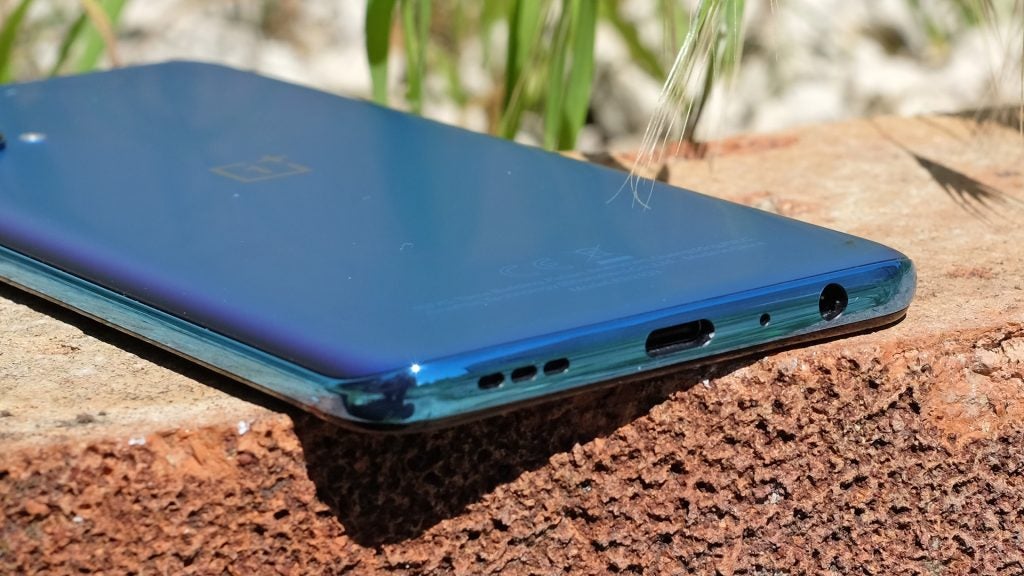 El puerto USB-C OnePlus Nord CE 5G