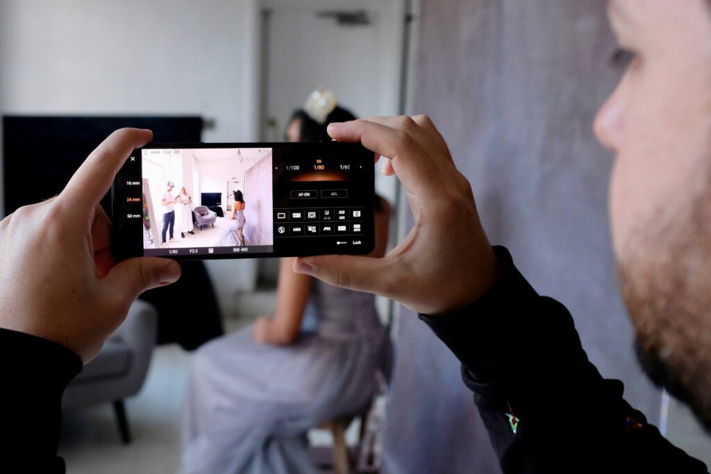Sony Xperia Pro I tomando una foto