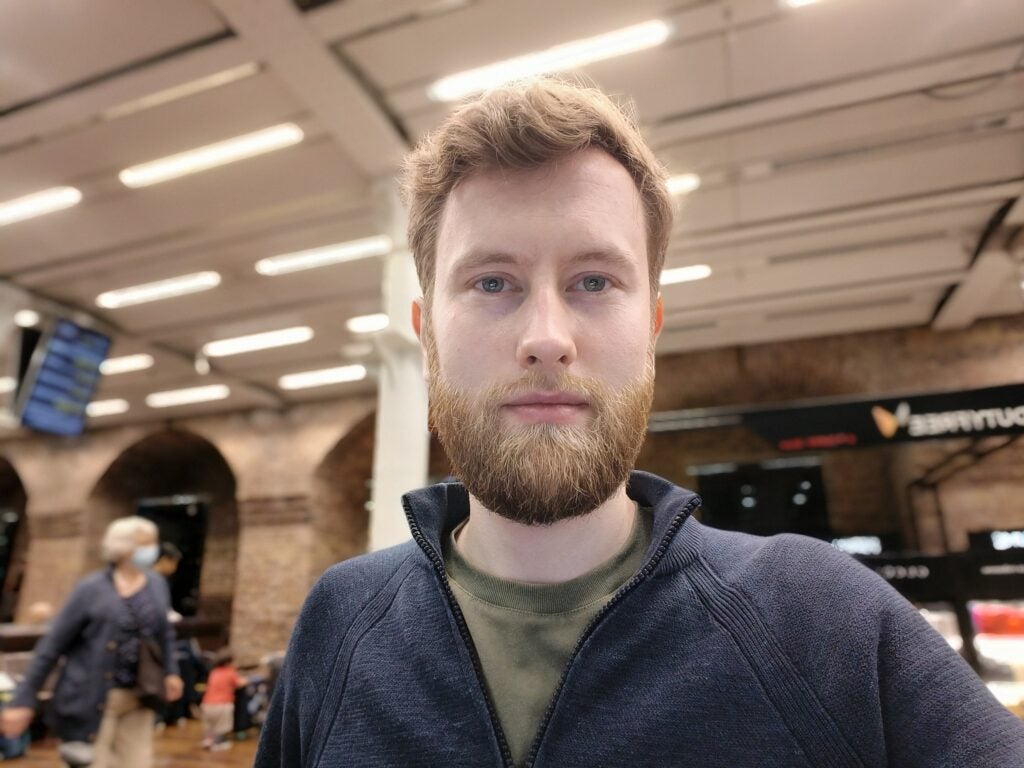 Oppo Reno 8 Pro selfie